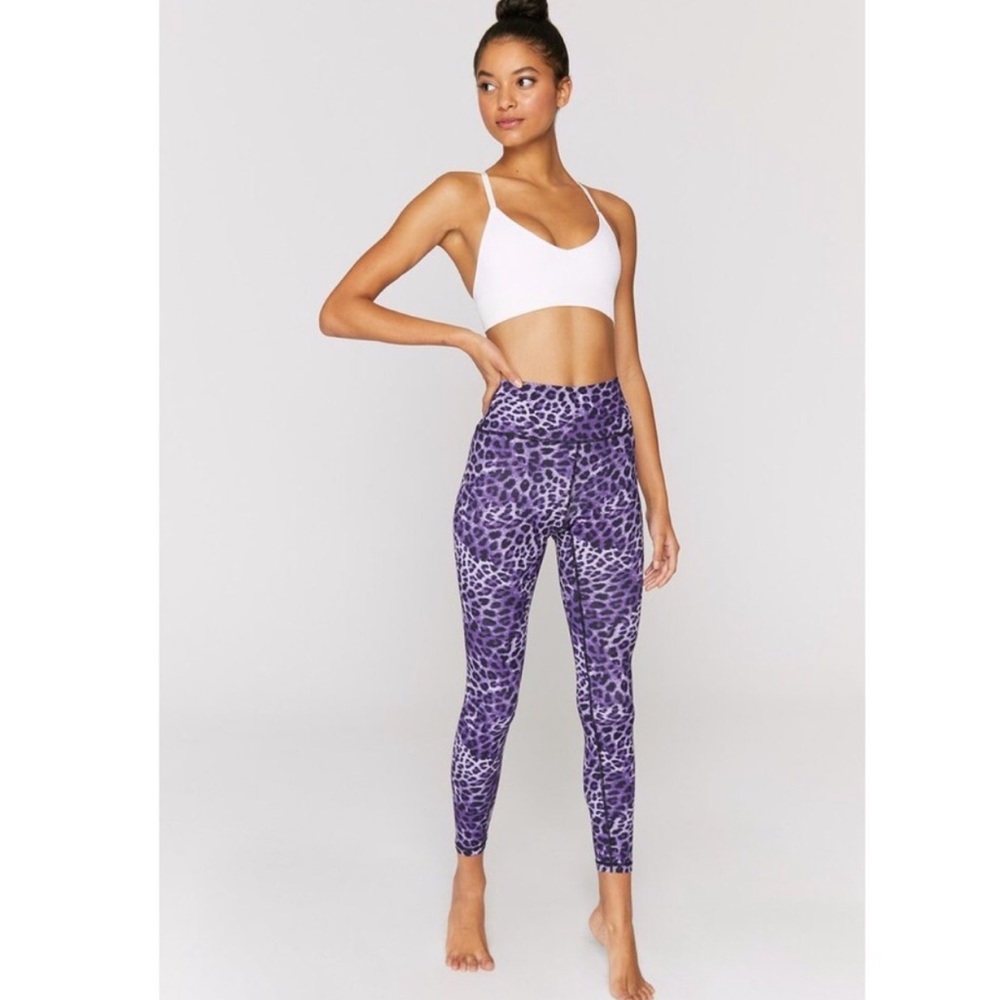 Spiritual Gangster lavender purple cheetah high rise leggings Size Medium